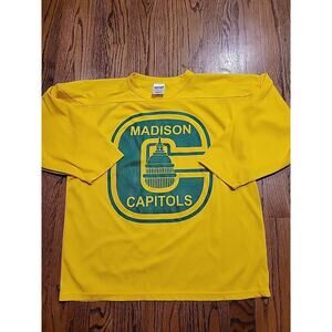 Hockey Madison Capitols Jersey Mens Size XL Shirt yellow